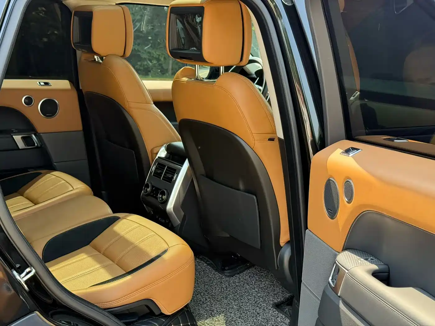 Land Rover Range Rover Sport 2019 3.0 L6 HSE DYNAMIC фото 6