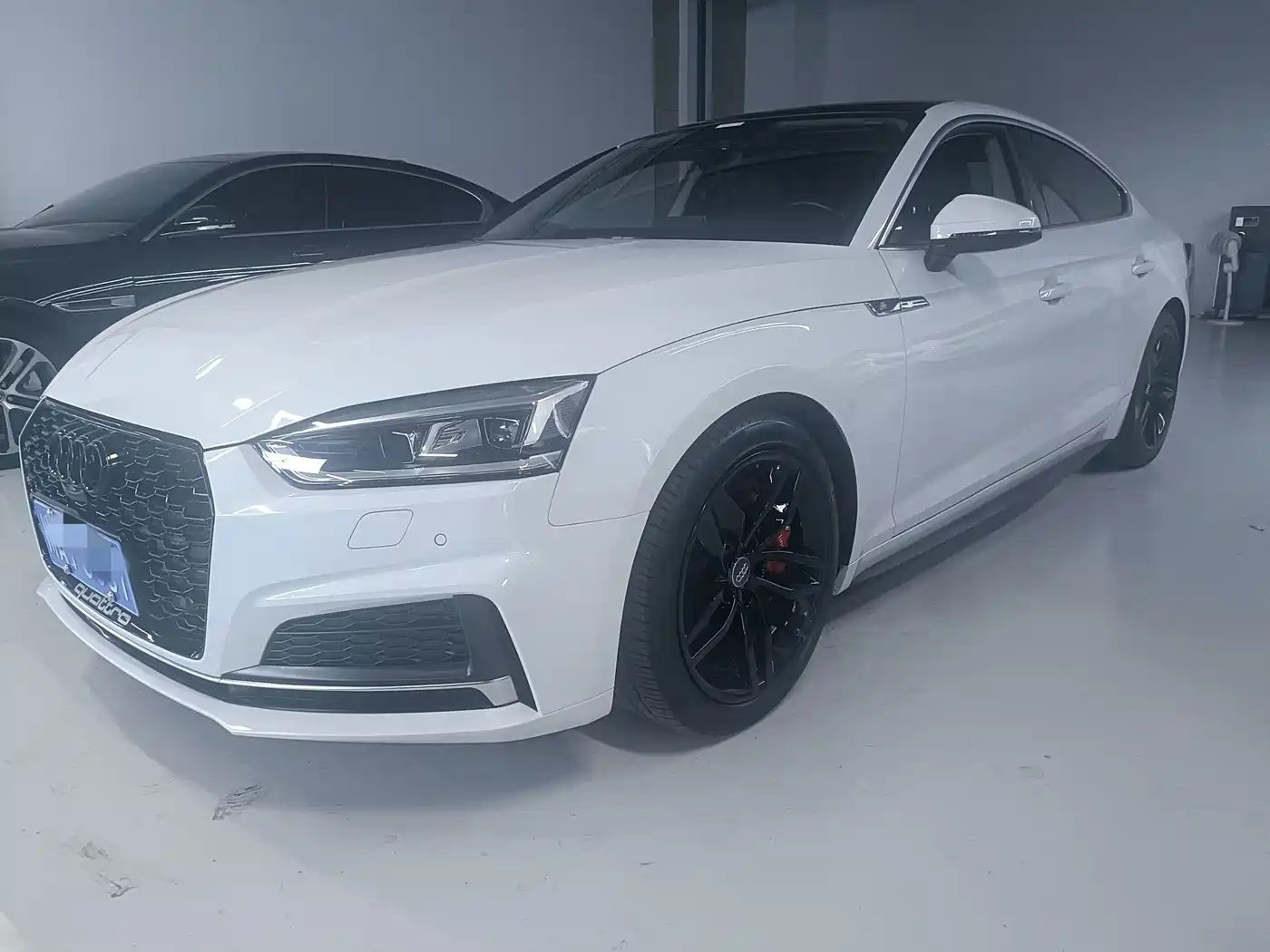 Фото 1 - Audi A5 (Import)