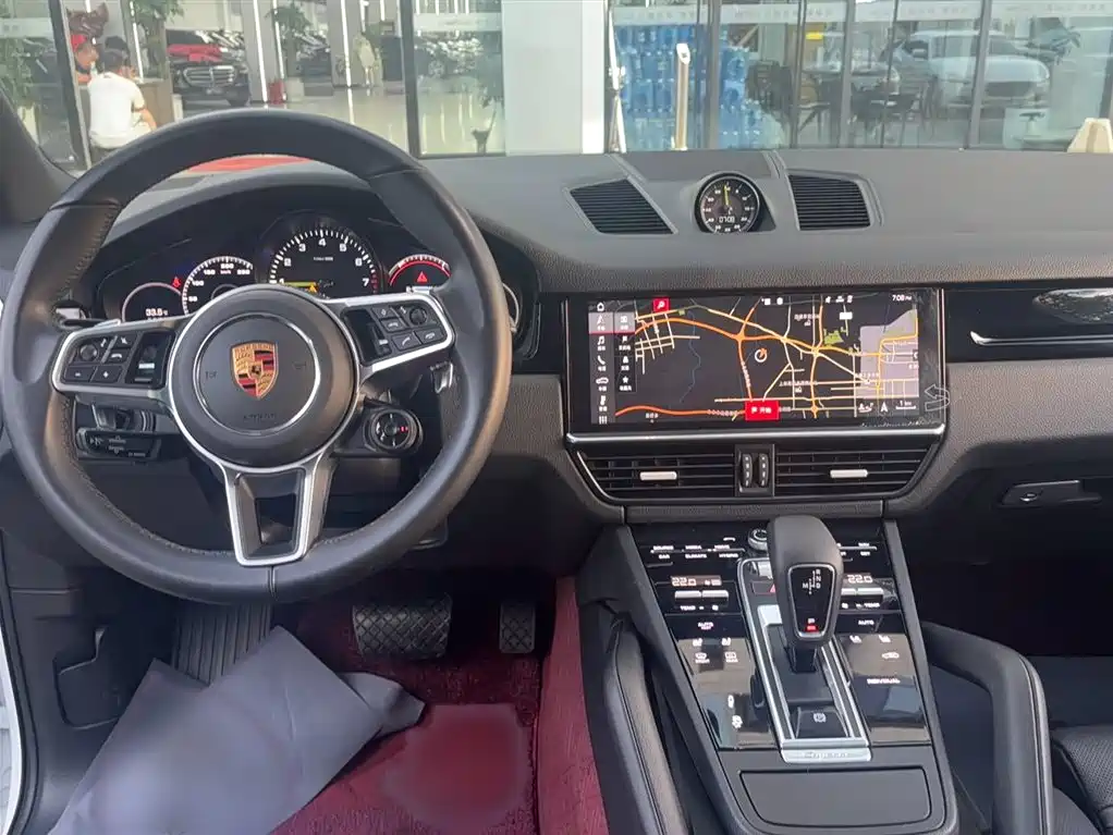 Porsche Cayenne New Energy 2019 Cayenne E-Hybrid 2.0T фото 12