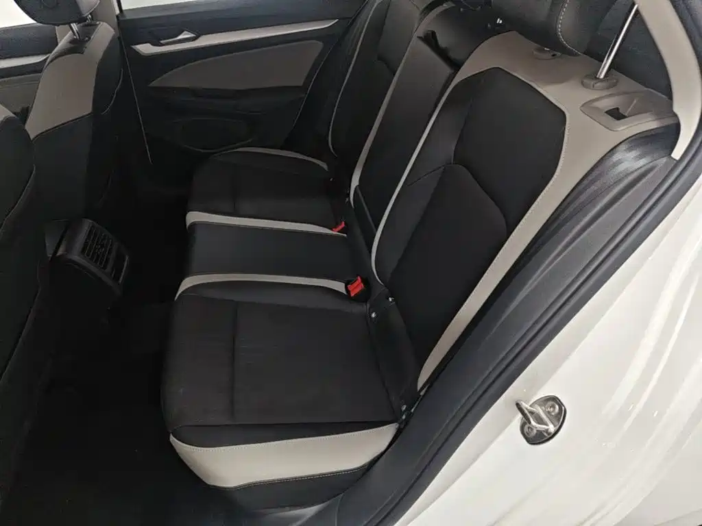Volkswagen Golf 2024 2023 Facelift 280TSI DSG Pro