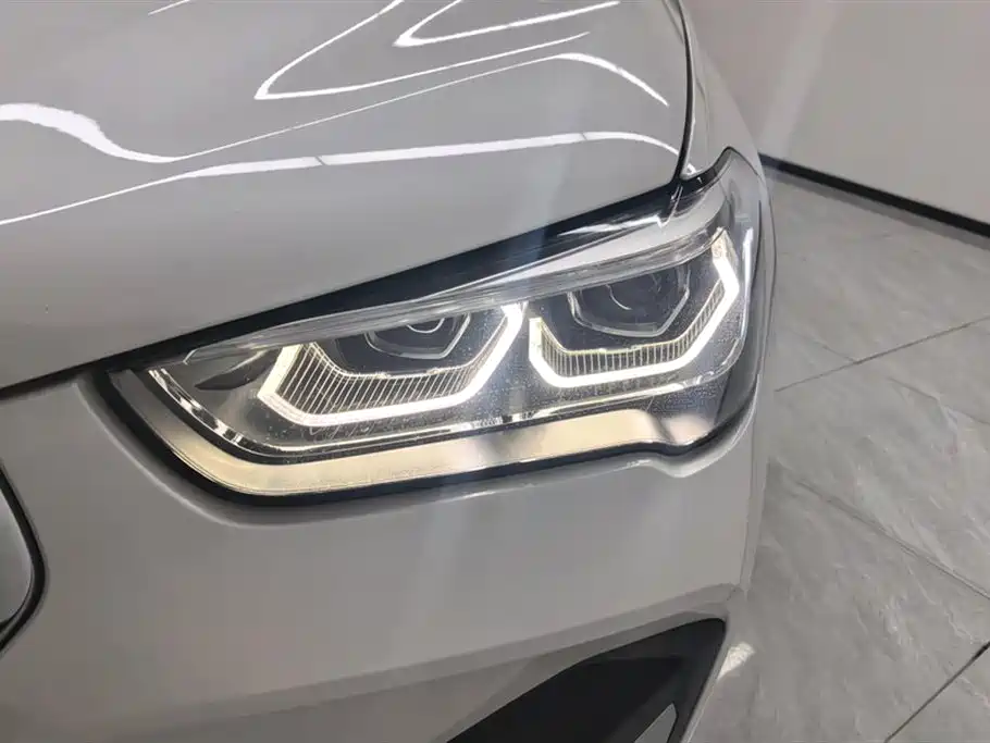 BMW X1 2022 xDrive25Li Premium фото 5