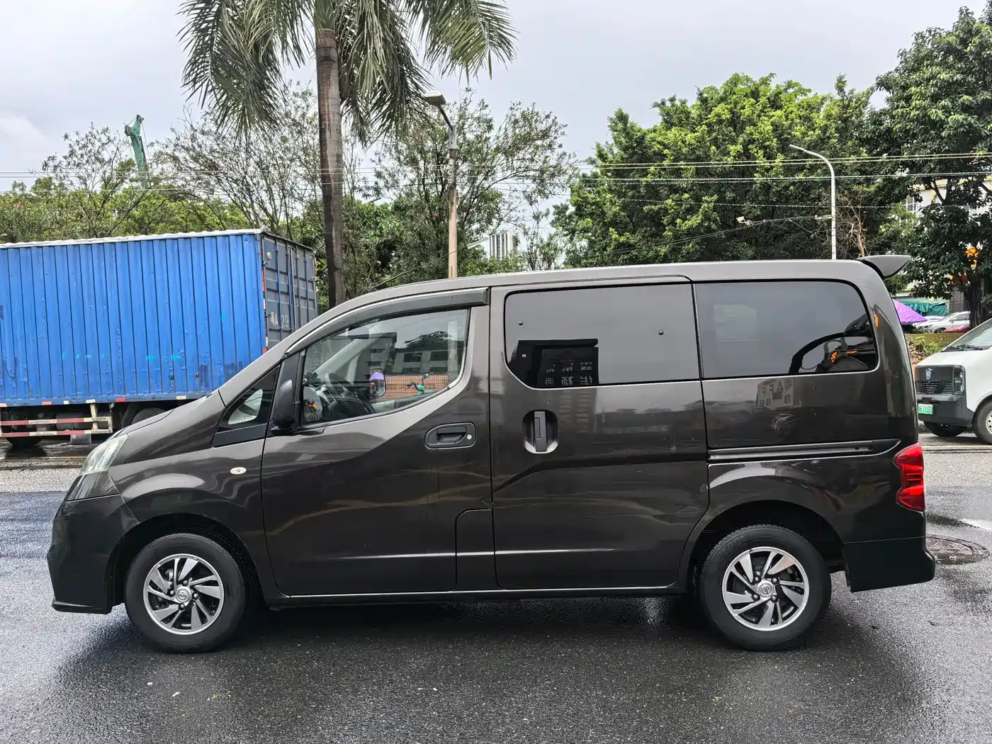 Nissan NV200 2016 2016 Facelift 1.6L CVT Luxury