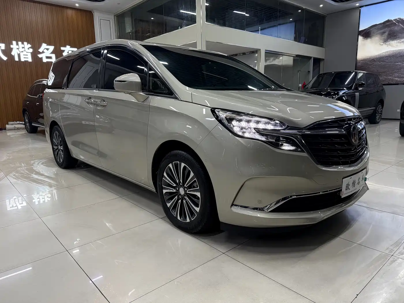 BUICK GL8
