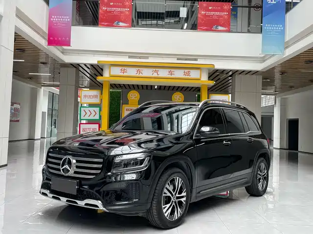 MERCEDES-BENZ GLB