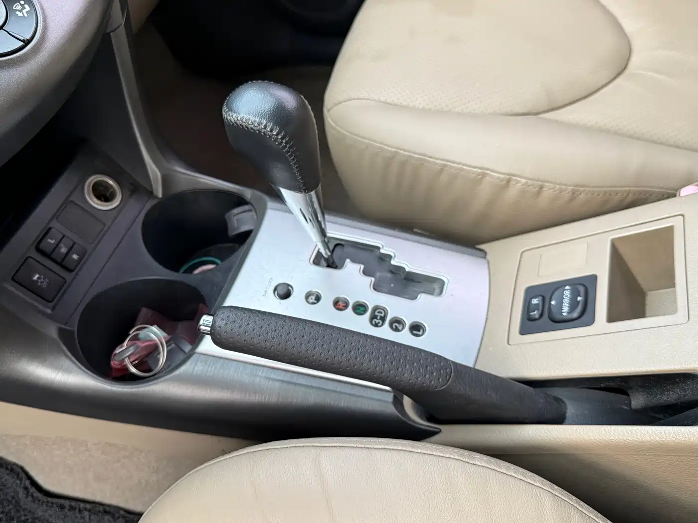 Toyota RAV4 Rongfang 2013 Special Edition 2.0L Auto Elite фото 7