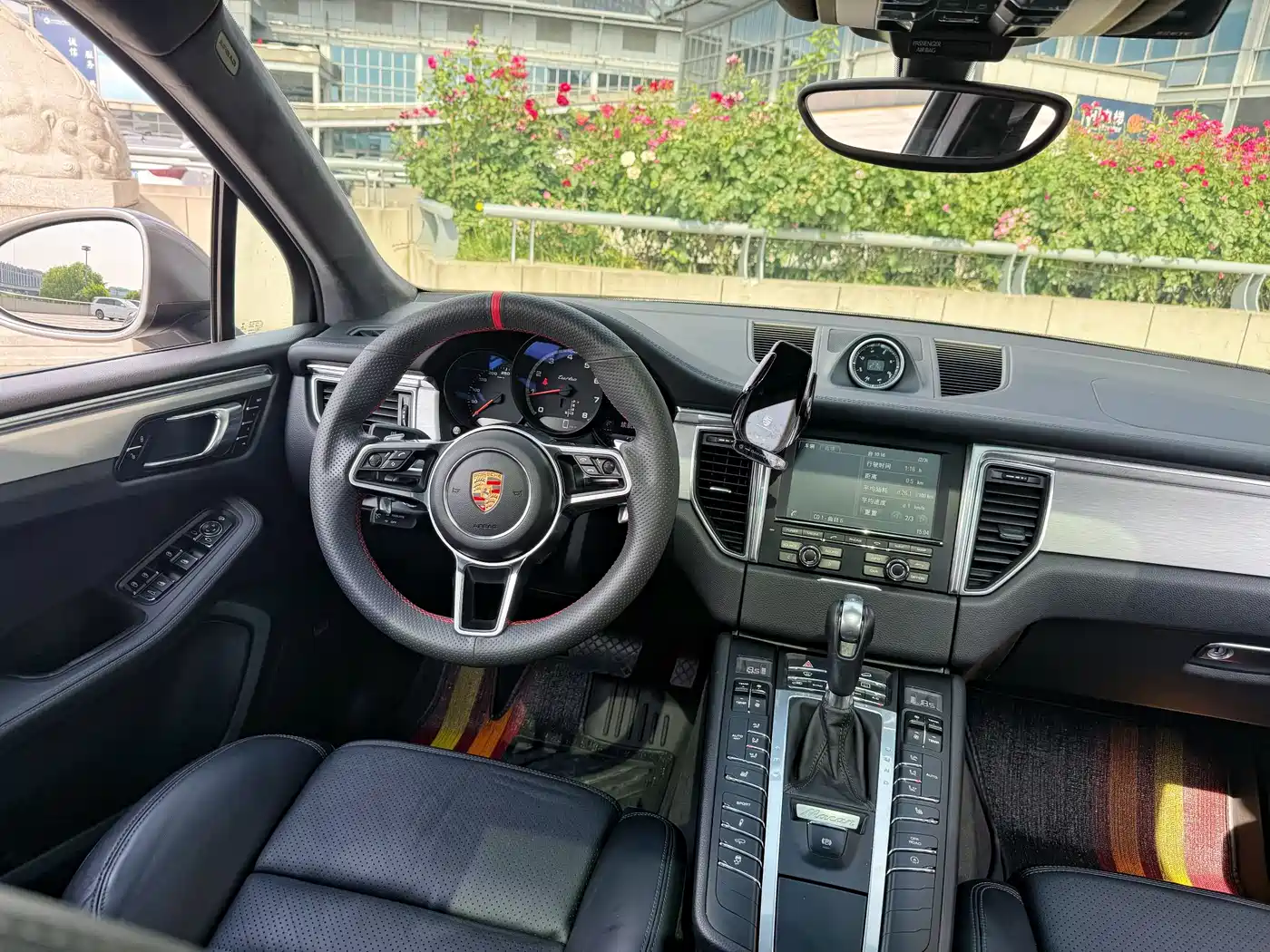 Porsche Macan 2014 Macan Turbo 3.6T фото 7