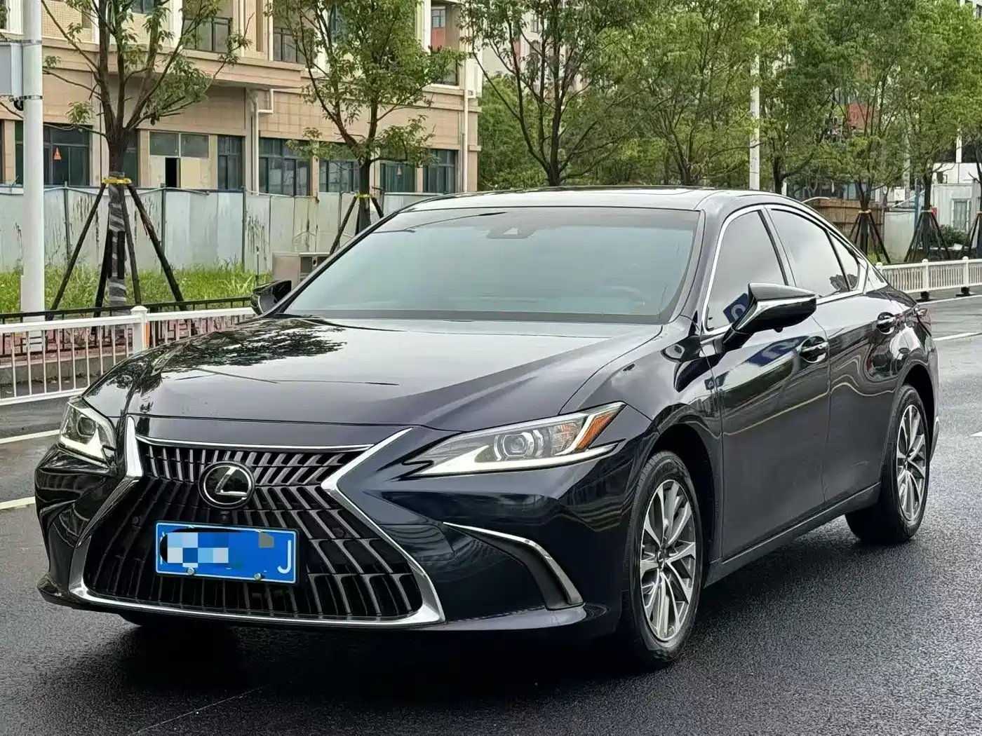 Lexus ES 2023 200 Excellence Edition