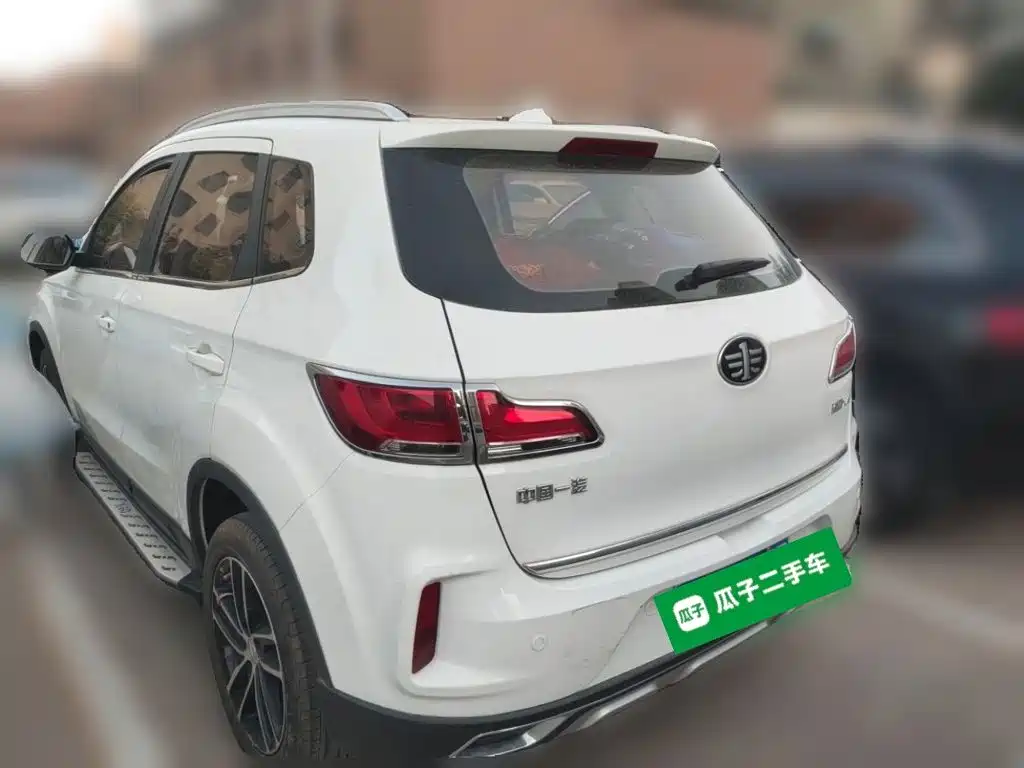 Besturn X40 2017 2017 1.6L Manual Luxury