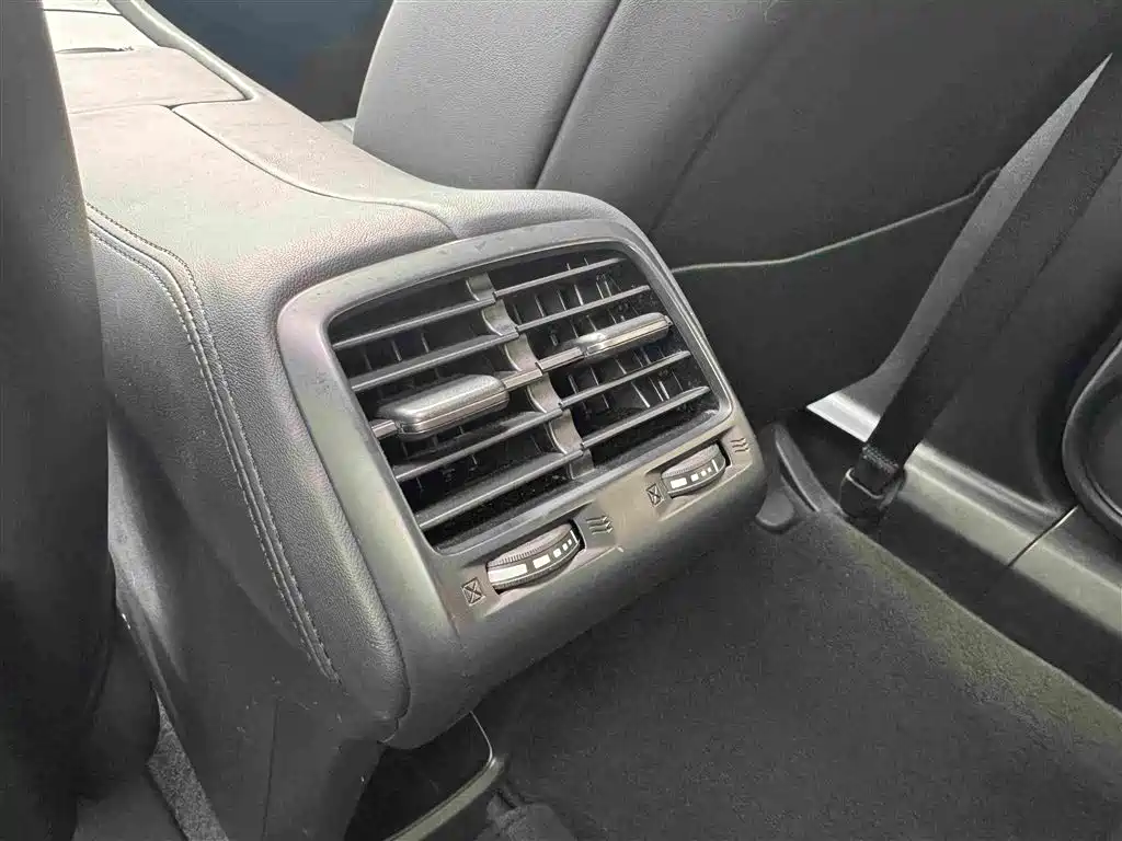 Фото 22 - Acura CDX