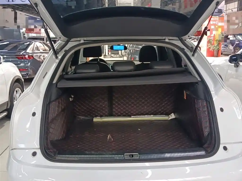 Audi Q3 2015 35 TFSI quattro Millionth Anniversary Premium фото 18