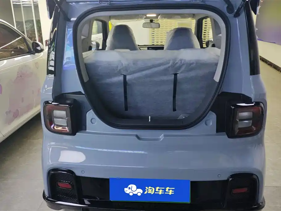 GEELY GALAXY PANDA