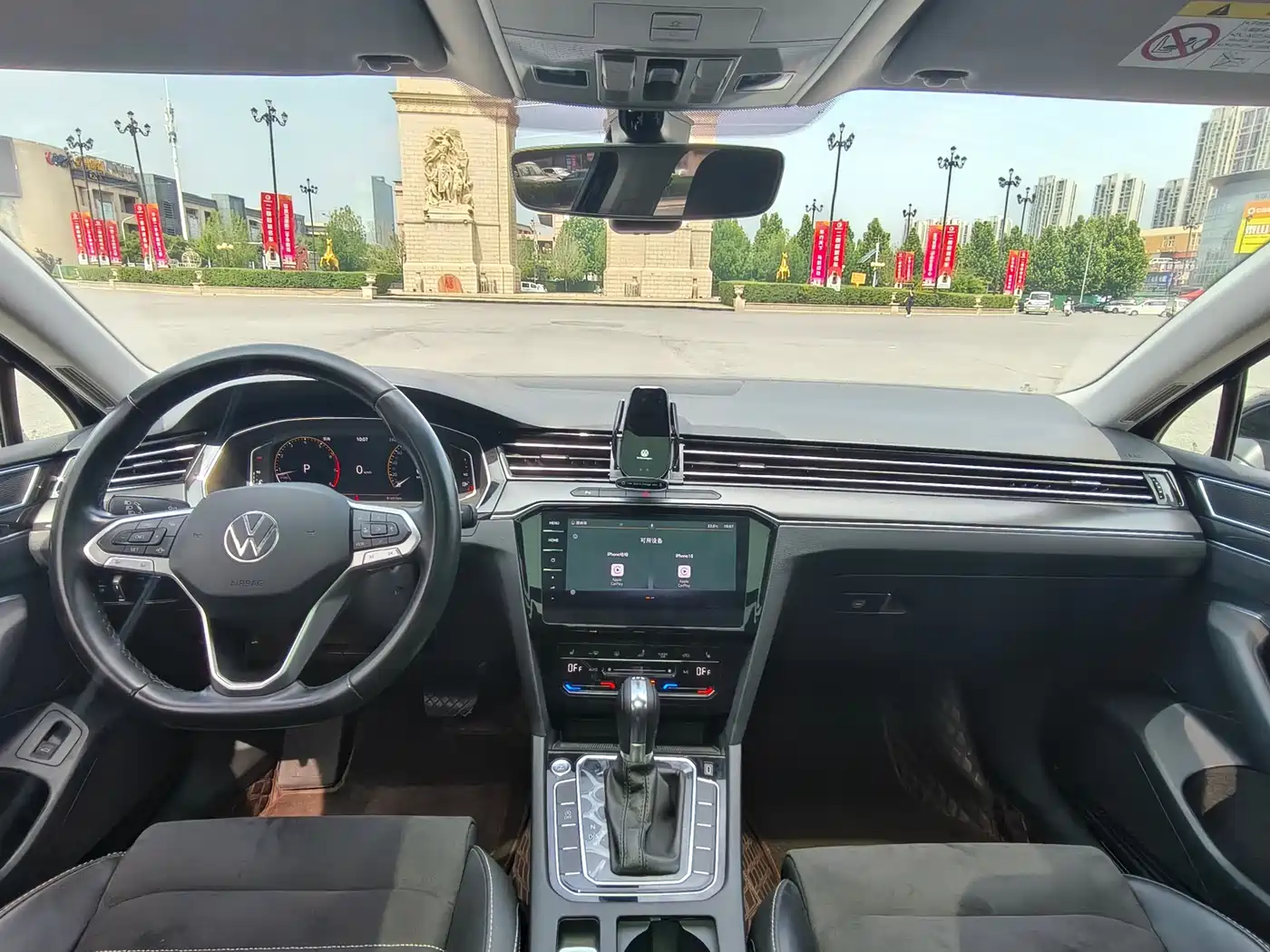 Volkswagen Magotan 2020 330TSI DSG Luxury фото 5