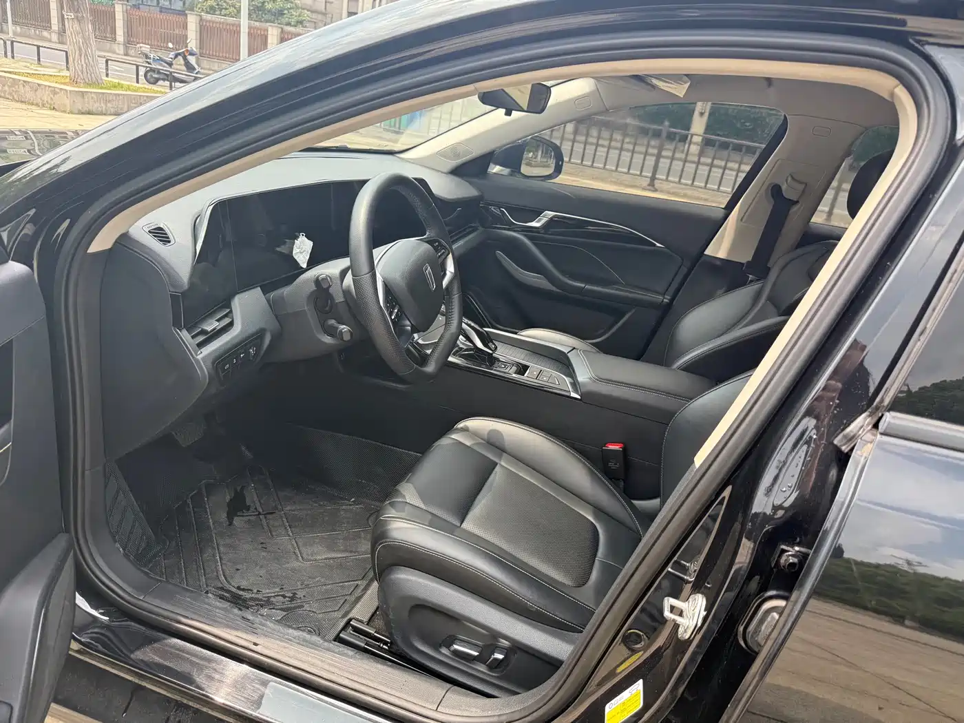 Besturn B70 2020 2021 1.5T Automatic Joy Edition