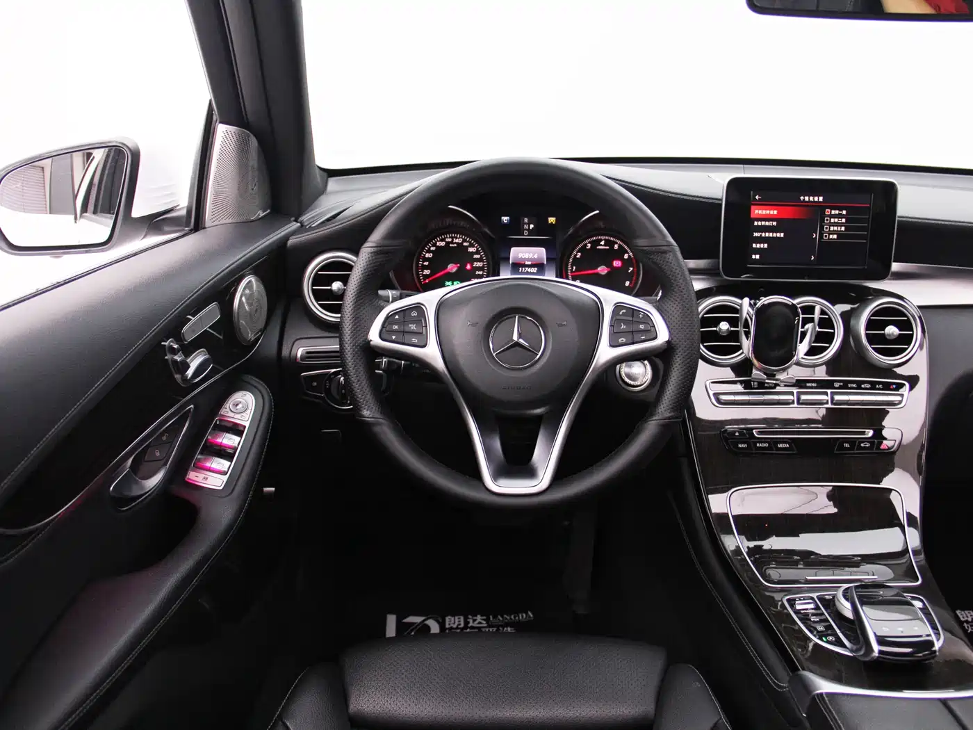 Mercedes-Benz GLC 2017 GLC 260 4MATIC Dynamic фото 7