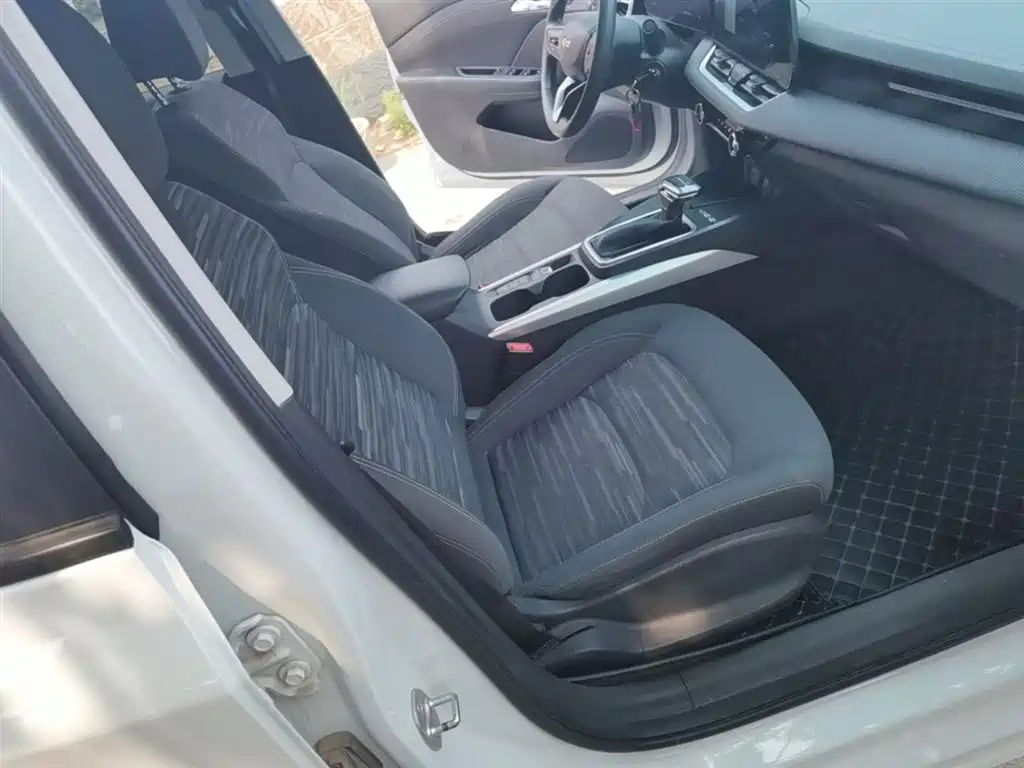 Chevrolet Monza 2024 1.5L Dual-Clutch Enjoyment Edition фото 25
