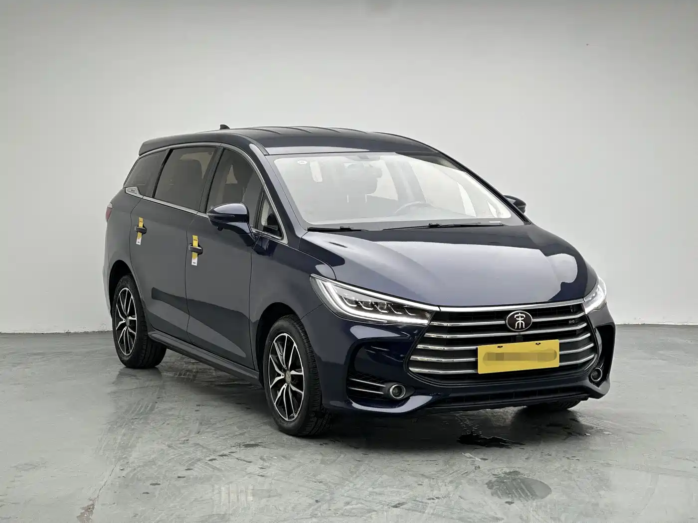 BYD Song MAX 2017 1.5T Auto Smart Luxury 7-Seater фото 3