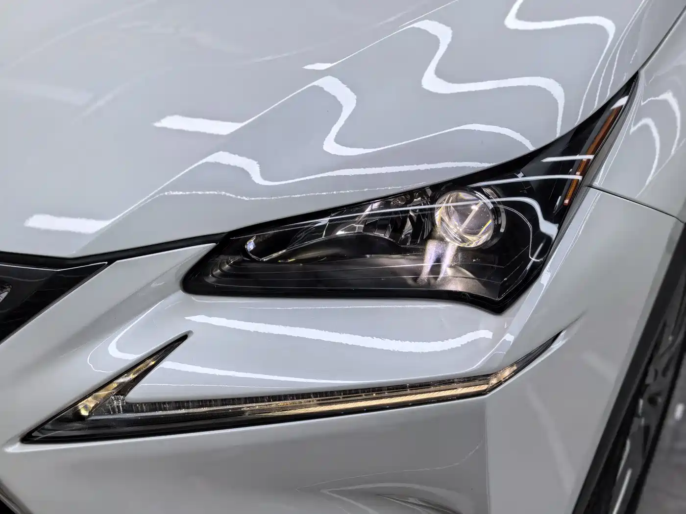 Lexus NX 2015 200t AWD F Sport фото 31