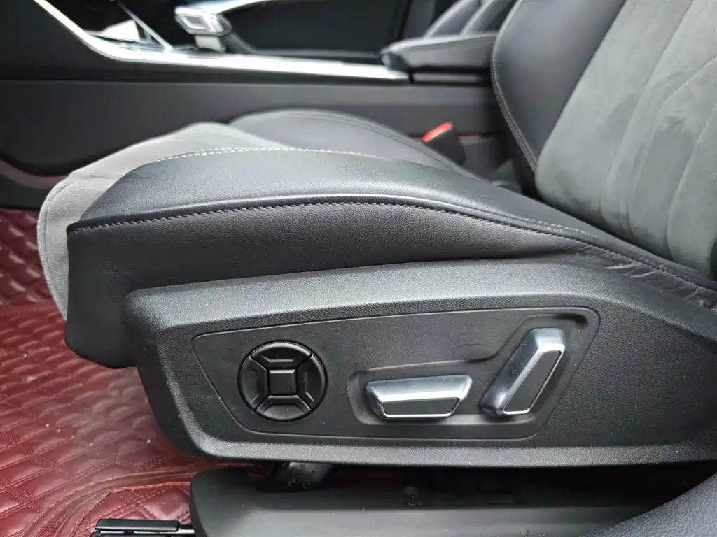 Audi A6L 2024 45 TFSI Premium Dynamic фото 13