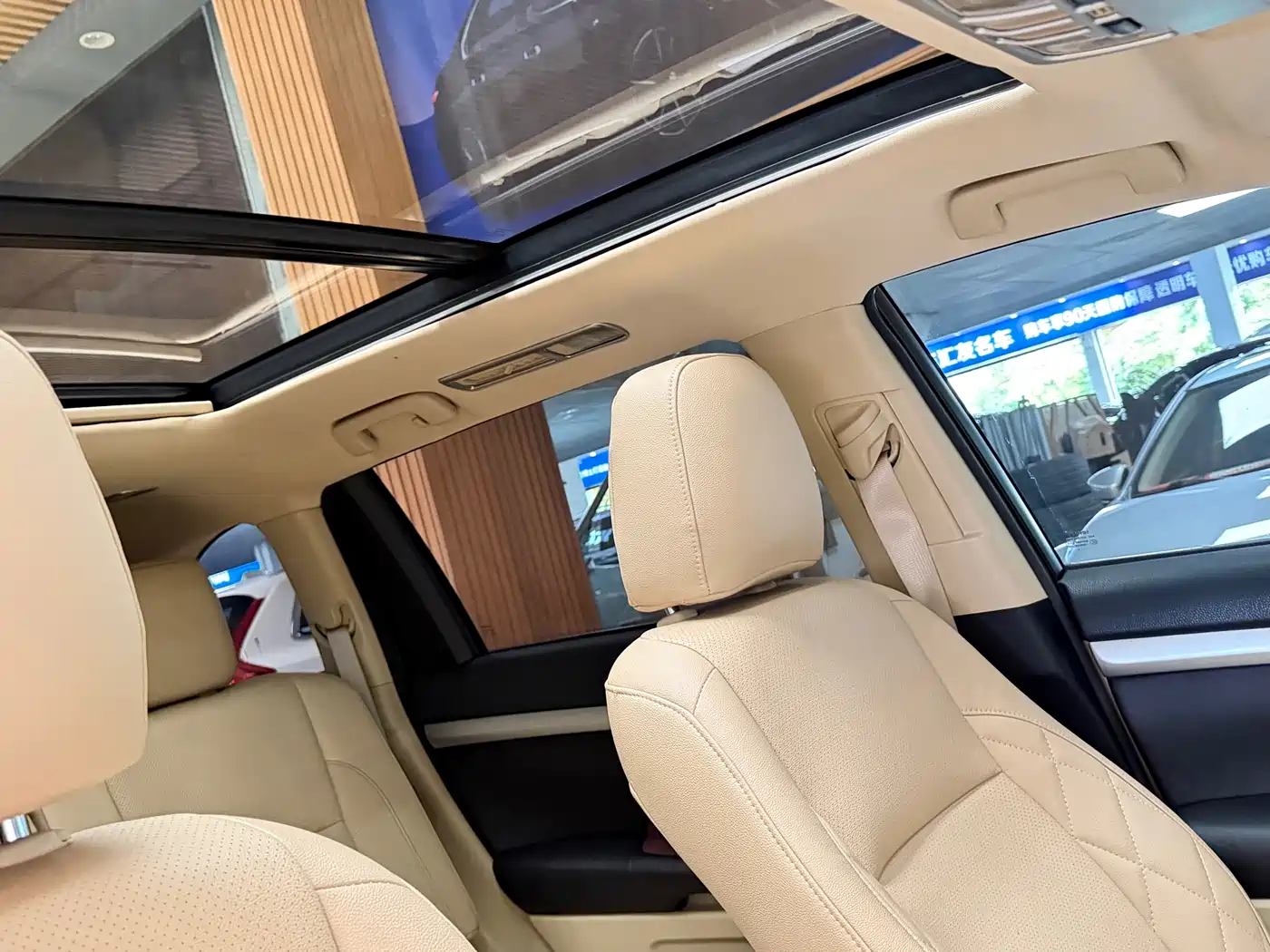 Toyota Highlander 2015 2.0T FWD Luxury Edition 7-seater фото 12