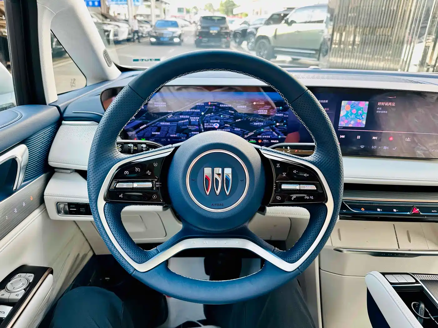 BUICK GL8 NEW ENERGY