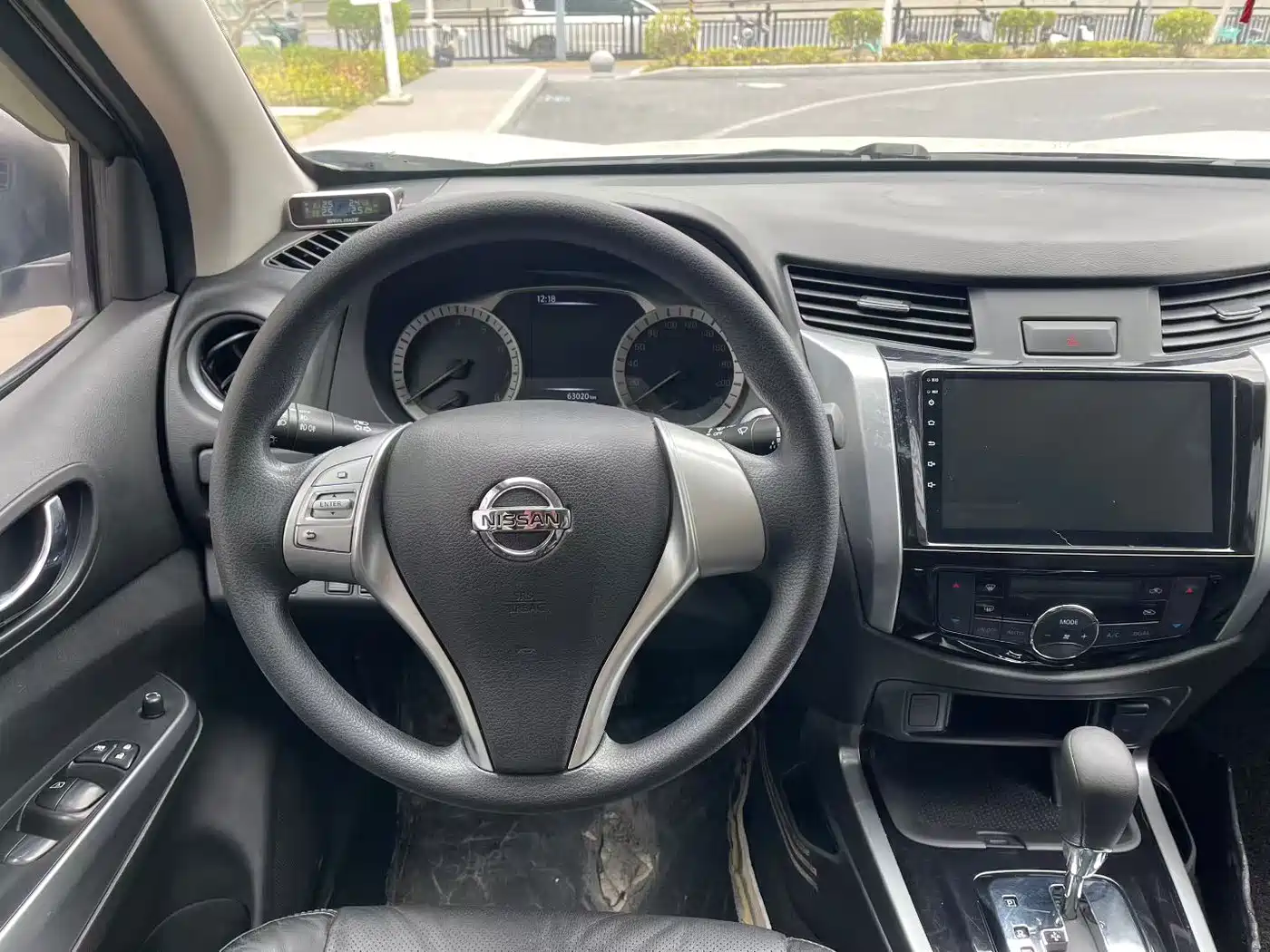 Nissan Terra 2018 2.5L Automatic 2WD Luxury Edition фото 6