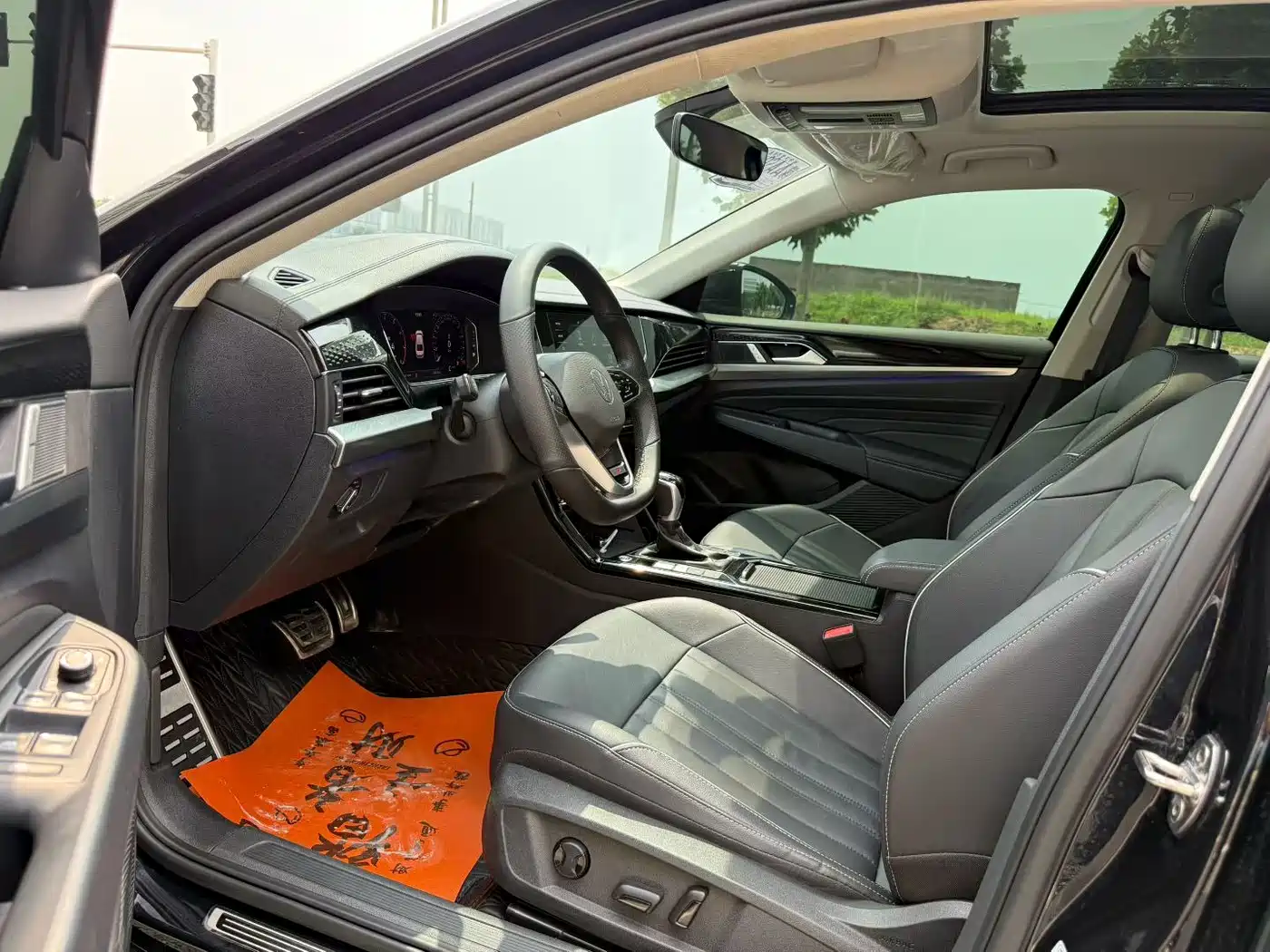 Volkswagen Passat 2023 330TSI Starlight Elite Edition фото 3