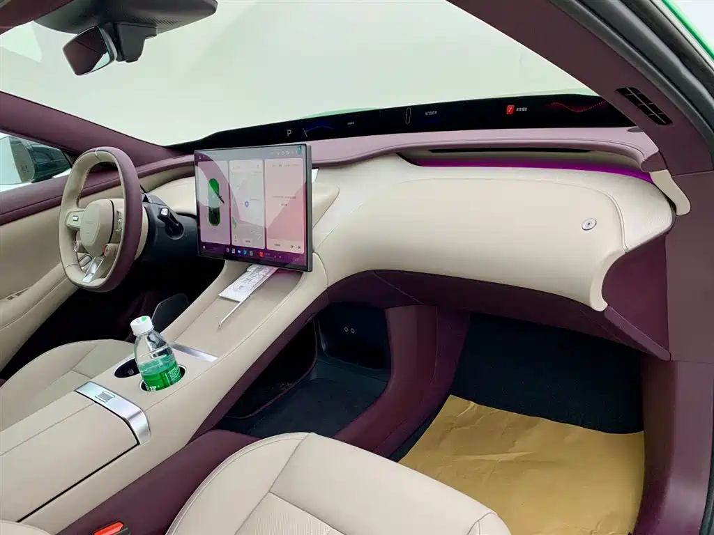 Xiaomi Auto Xiaomi YU7 2025 Extended Range RWD Edition фото 17