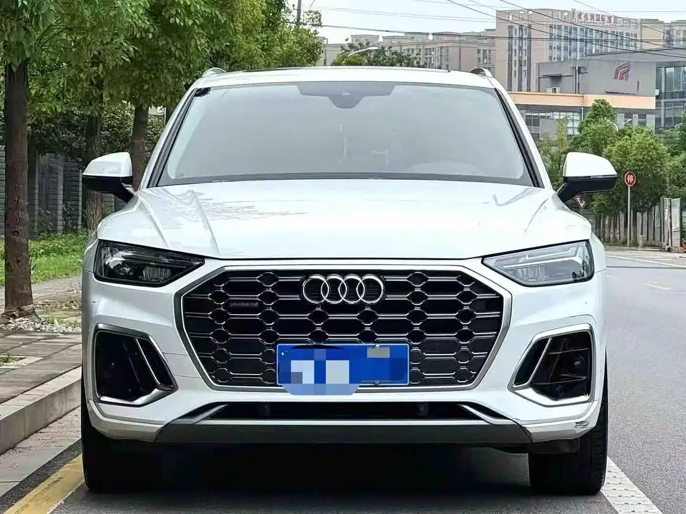 Audi Q5L 2022 40T Luxury Elegance фото 11
