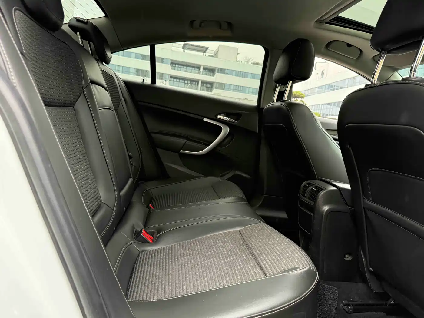 Buick Regal 2015 1.6T Leading Tech Edition фото 8