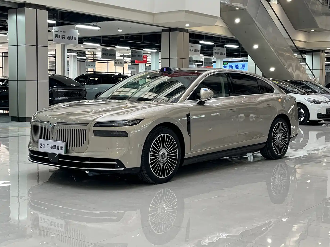  Voyah Auto VOYAH Zhuiguang L 2025 Mid-configuration Model