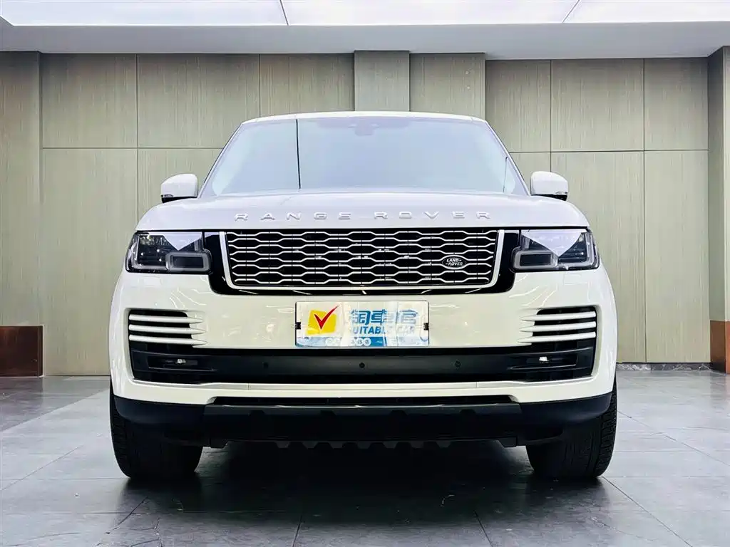 Land Rover Range Rover 2020 3.0 L6 Heritage Edition фото 2