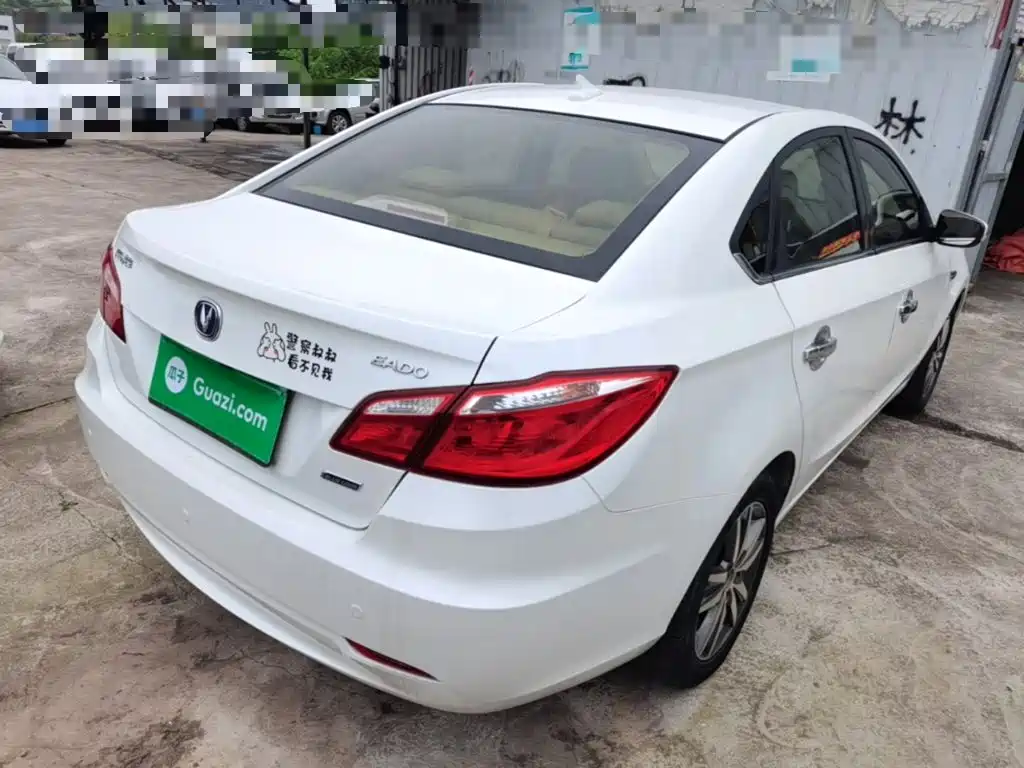 Changan Eado 2016 2015 1.6L Manual Luxury China V