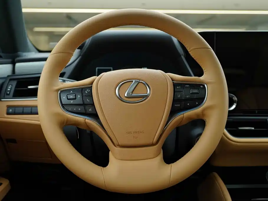 Lexus ES 2026 2025 200 Ultimate Edition