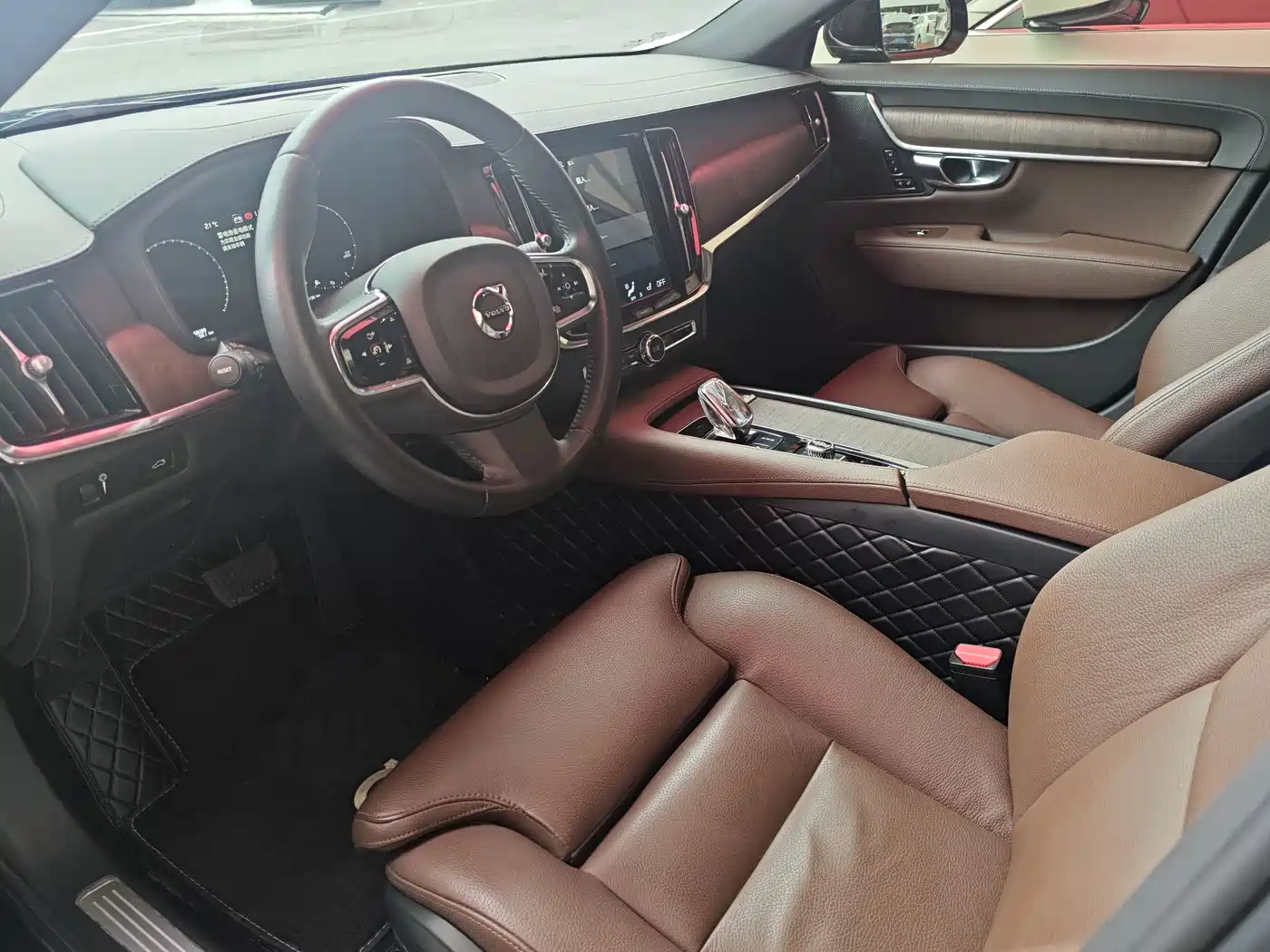Volvo S90 2021 Model B5 Inscription Luxury Edition фото 9