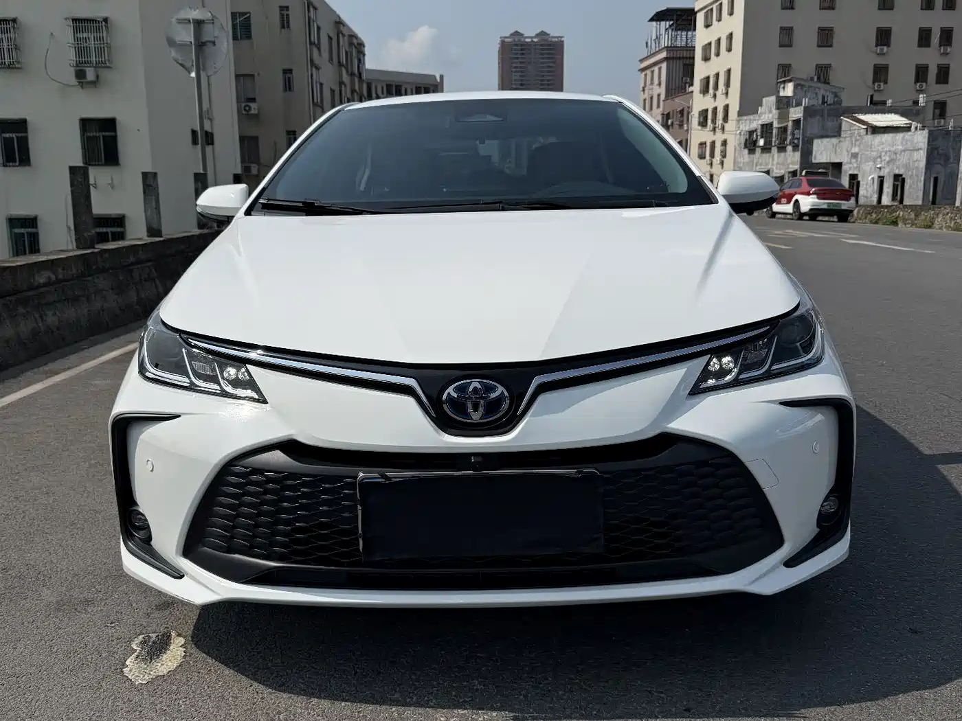 Toyota Corolla 2024 Model 1.8L Smart Hybrid Pioneer Edition фото 2