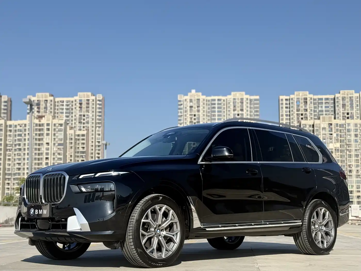 BMW X7 2023 xDrive40i Leading Luxury Package фото 2