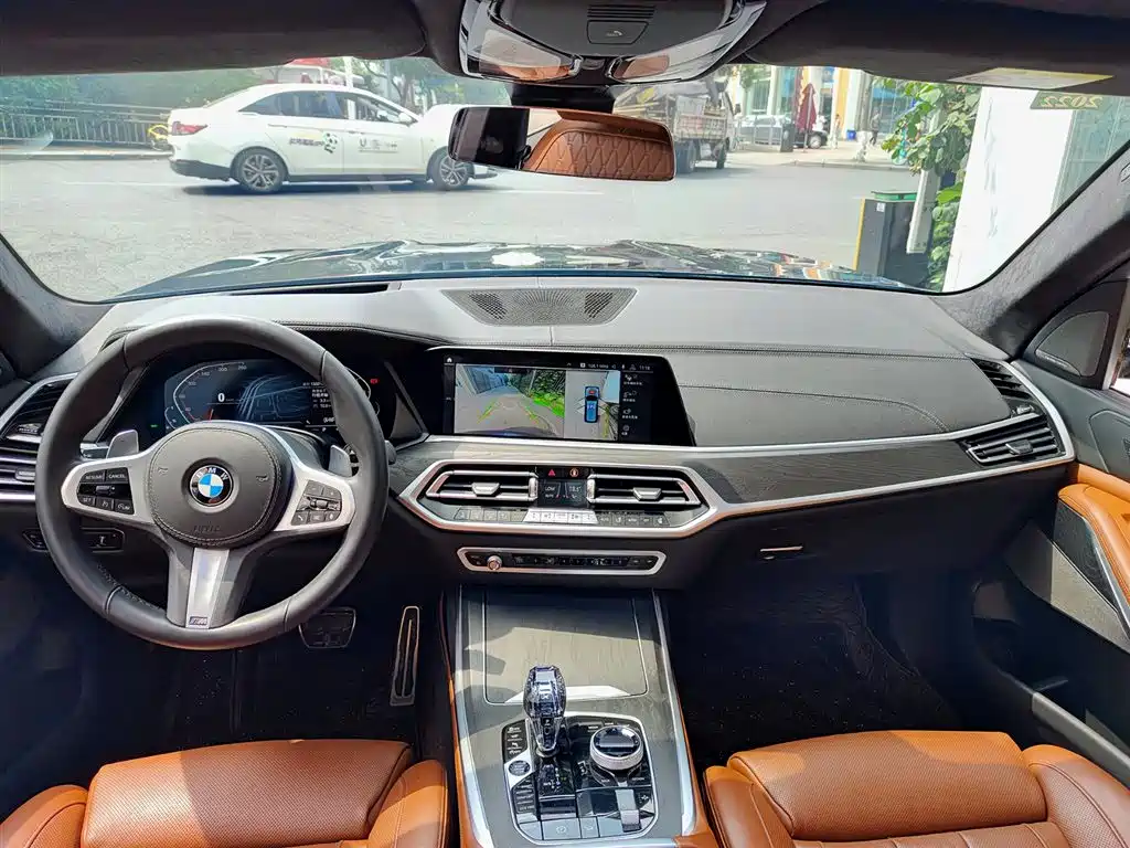 BMW X7 2020 xDrive40i Premium M Sport Package фото 11