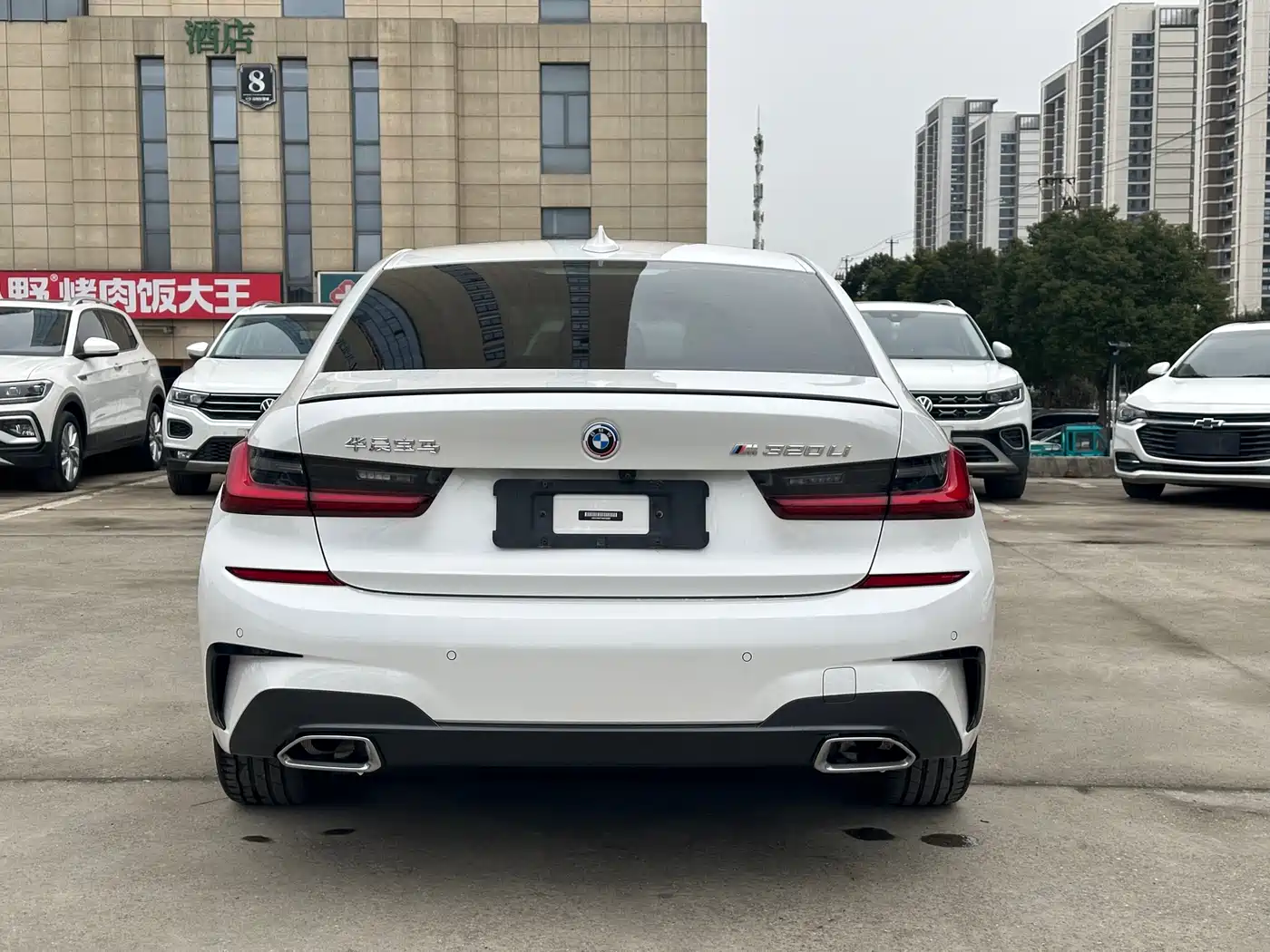 BMW 3 Series 2022 320Li M Sport Package фото 8