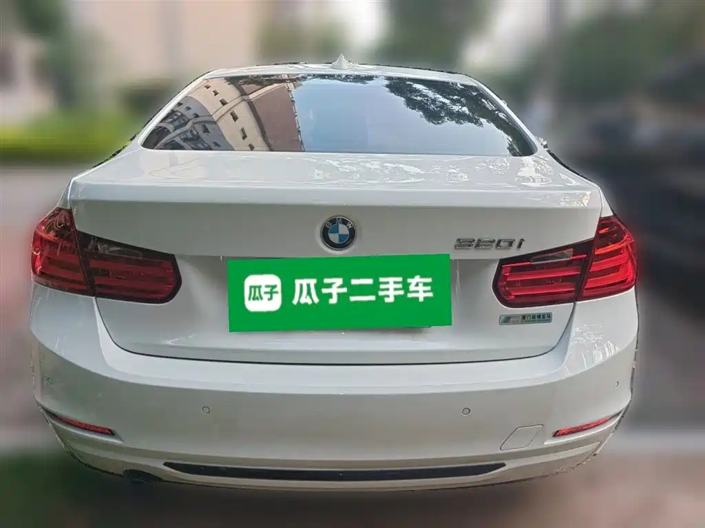 BMW 3 Series 2015 320i Sport Design Package фото 4