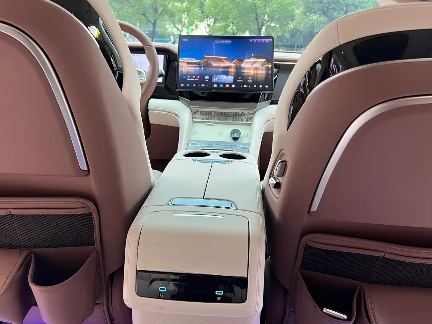 BYD Xia 2025 2025 DM-i 1.5T 180km Excellence