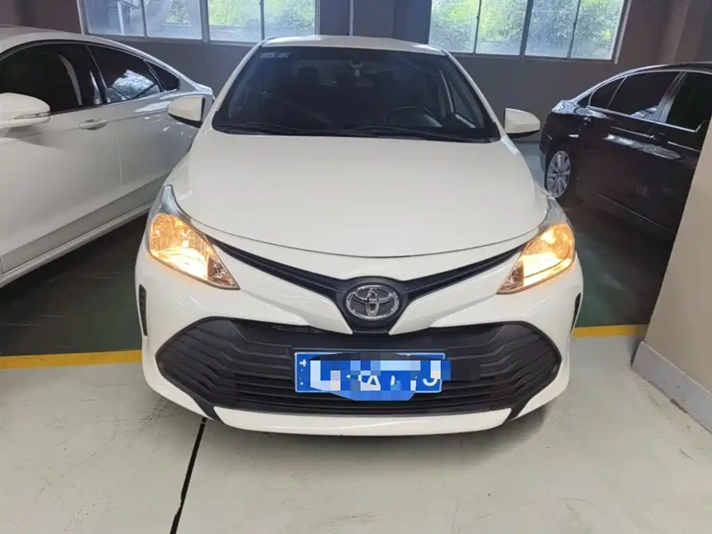 Toyota Vios 2017 1.5L CVT Pioneer фото 3