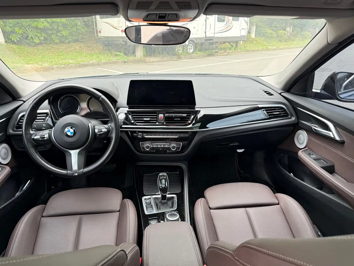 BMW 1 Series 2023 125i M Sport Shadow Edition фото 6