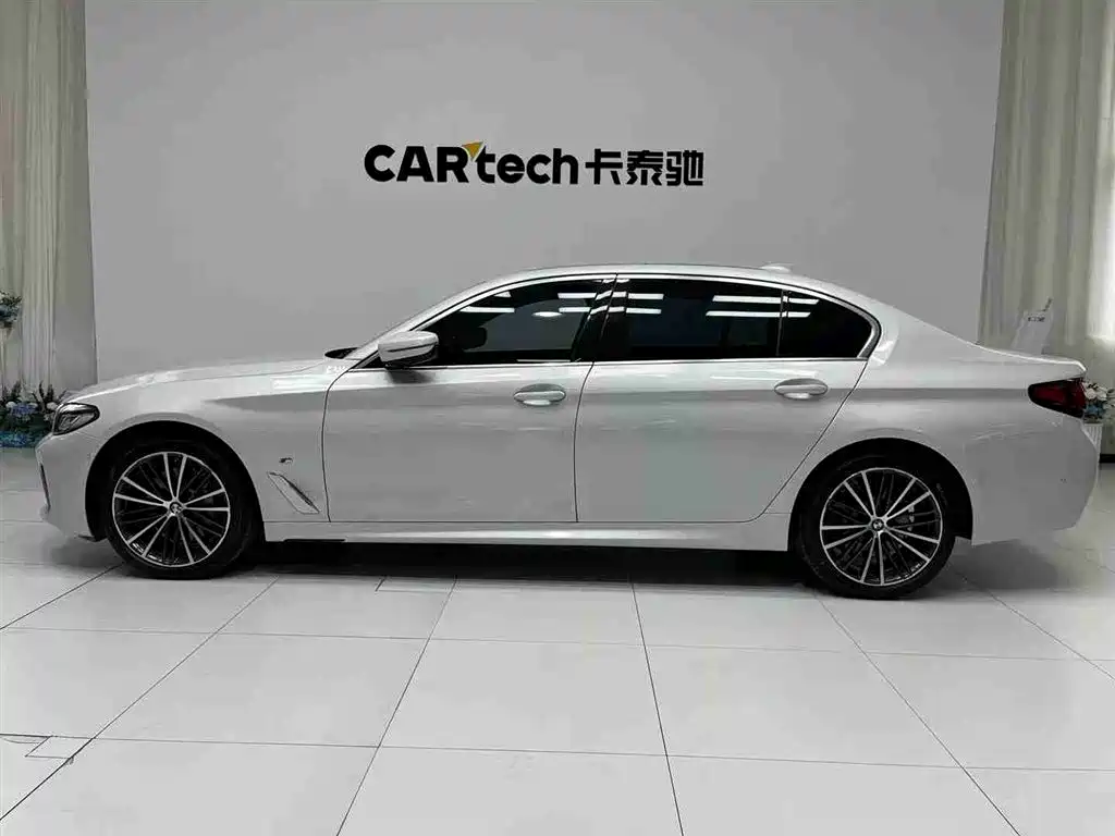 BMW 5 Series 2022 Facelift 530Li xDrive M Sport Package фото 18