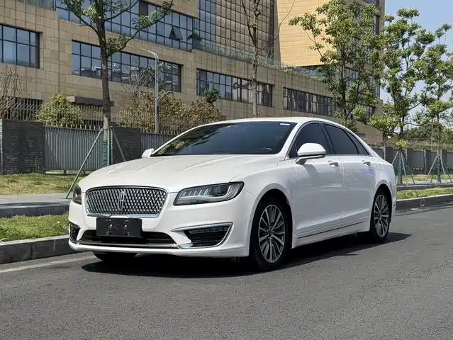 LINCOLN MKZ