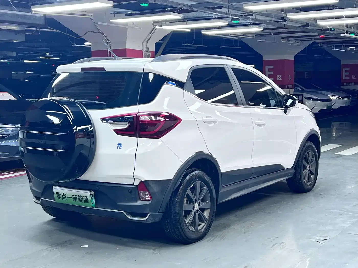 BYD Yuan New Energy 2019 EV360 Smart Connect Premium Edition фото 6
