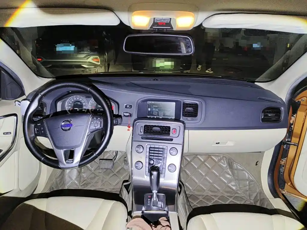 Volvo S60 (Import) 2012 2012 T5 Elegance Edition