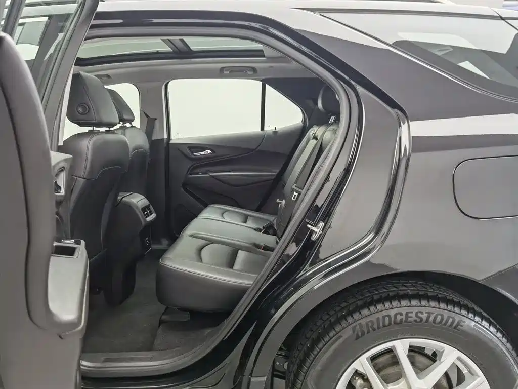 Chevrolet Equinox 2021 535T Yujie Edition фото 15