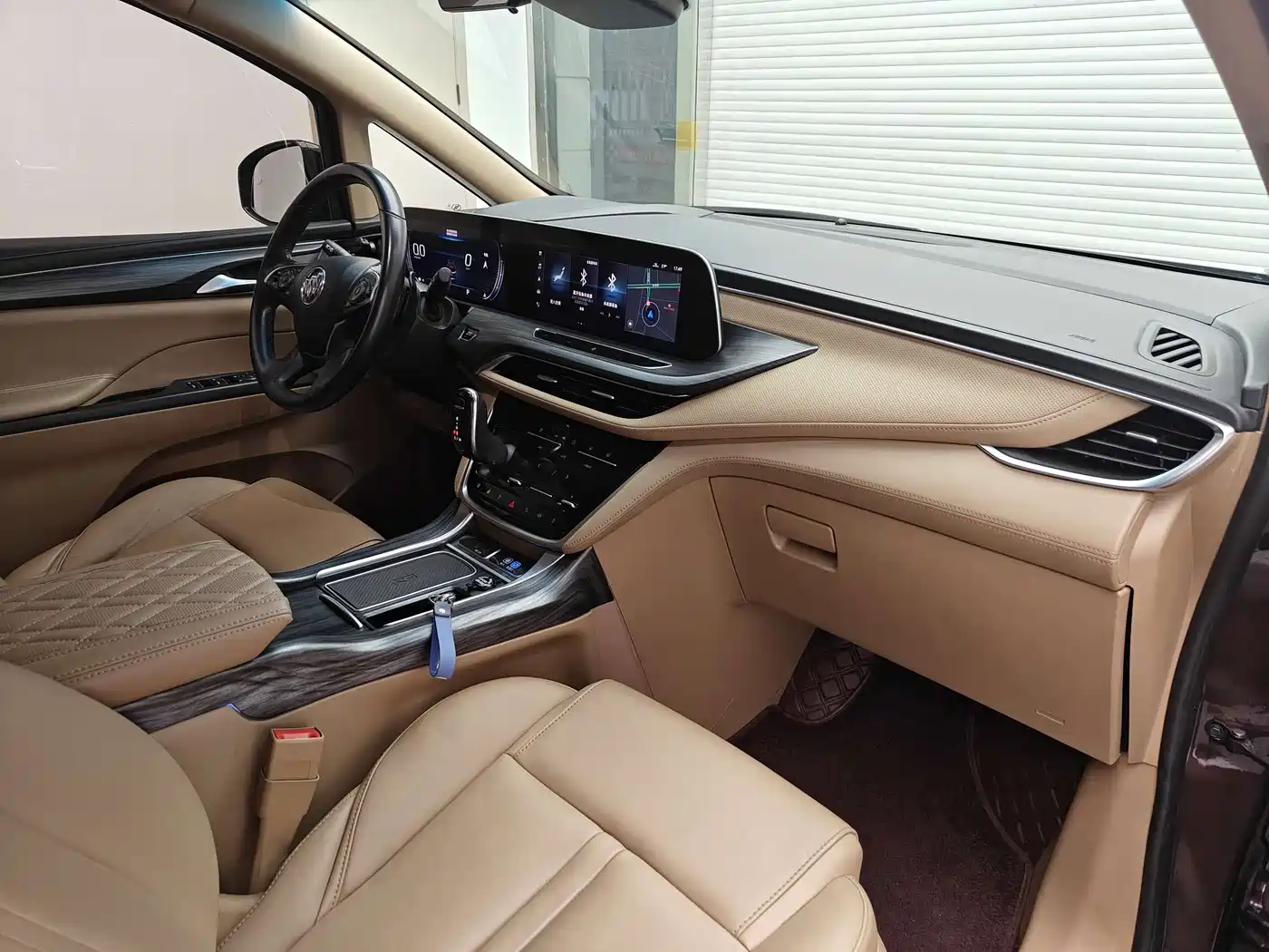 Buick GL8 2021 ES Landlord 653T Premium фото 13