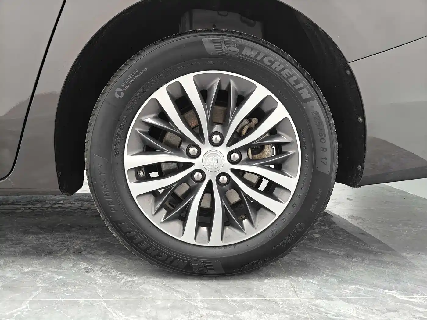Buick GL8 2021 ES Landlord 653T Premium фото 15