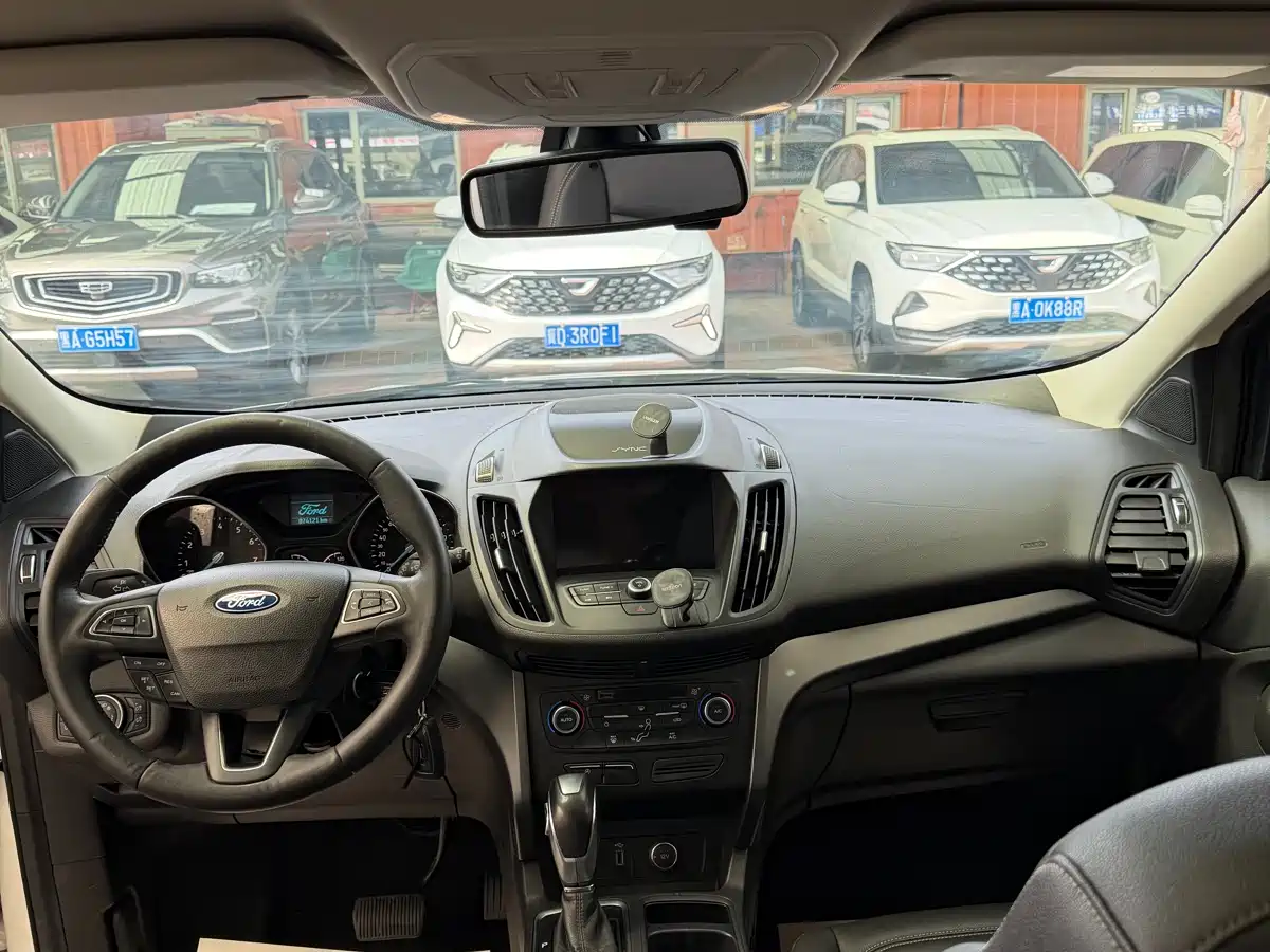 Ford Kuga 2020 2019 EcoBoost 180 2WD Platinum Wing Edition China VI